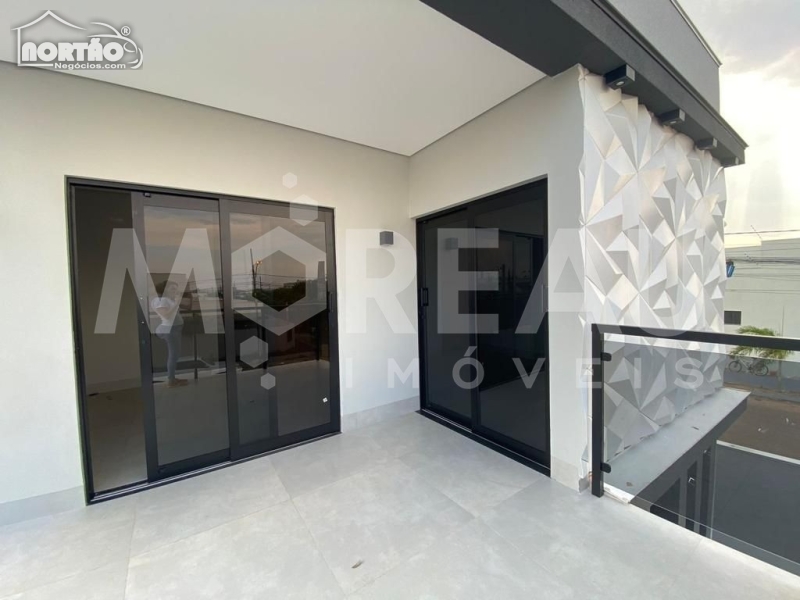 Casa à venda com 4 quartos, 147m² - Foto 9