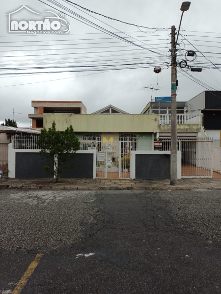 Casa a venda no CENTENÁRIO em Curitiba/PR