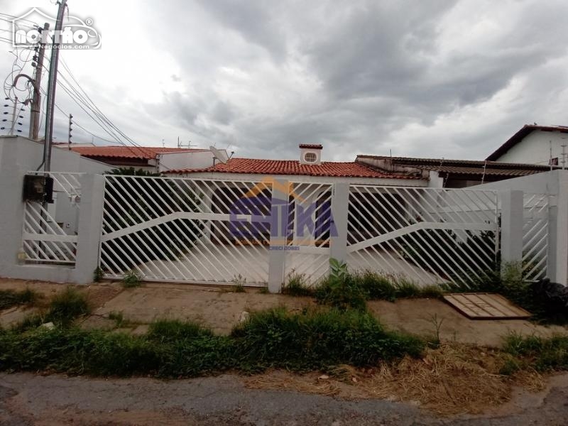 Casa a venda no JARDIM PETROPOLIS em Cuiabá/MT