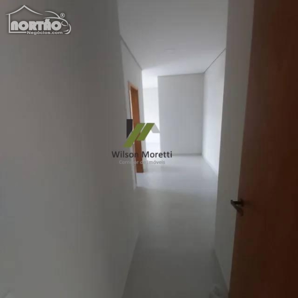 Casa à venda com 5 quartos, 162m² - Foto 7