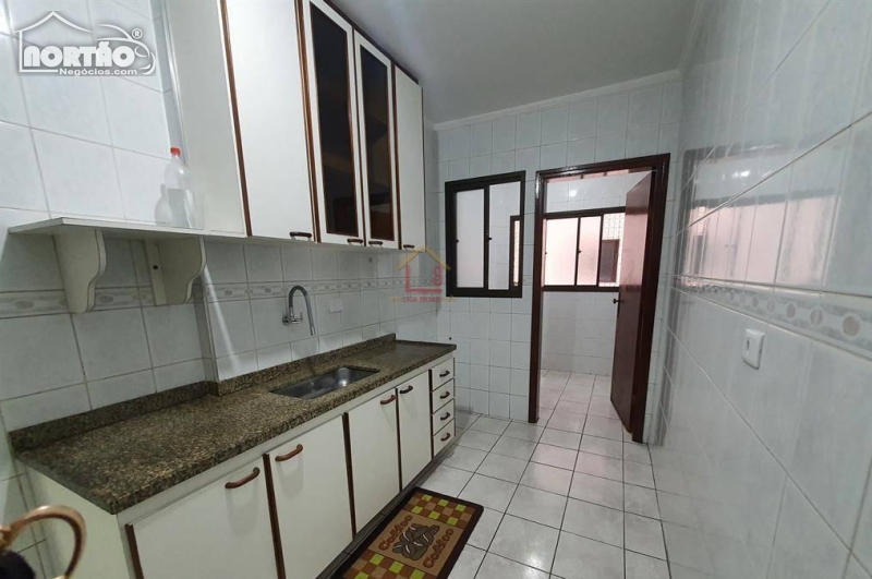 APARTAMENTO A VENDA NO GUILHERMINA EM PRAIA GRANDE/SP