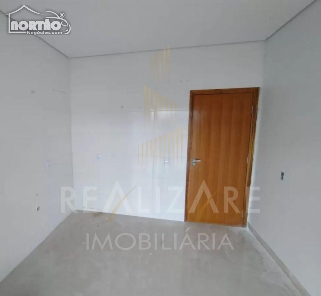 Casa à venda com 4 quartos, 105m² - Foto 6