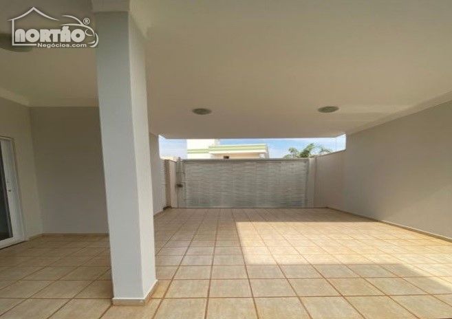 Casa à venda com 1 quarto, 170m² - Foto 8