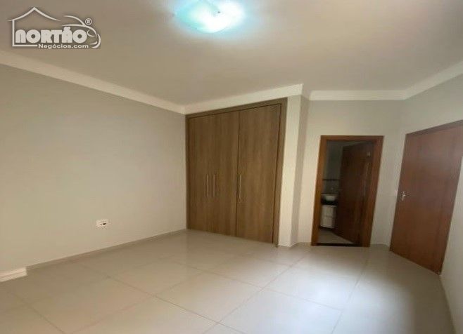 Casa à venda com 1 quarto, 170m² - Foto 9