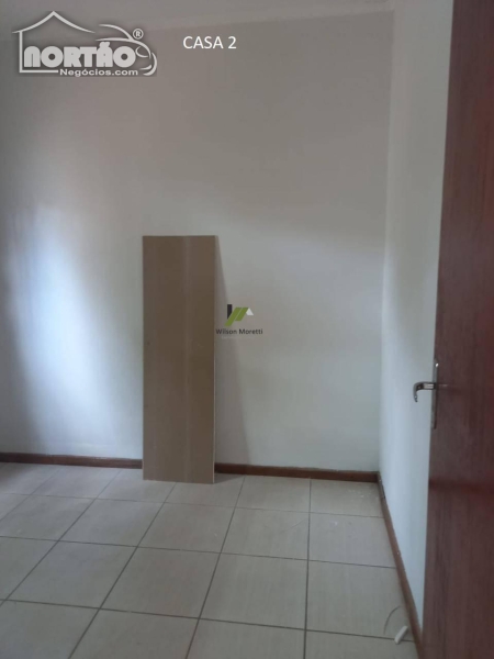 Casa à venda com 3 quartos, 67m² - Foto 5