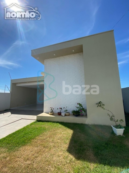 Casa à venda com 4 quartos, 147m² - Foto 4