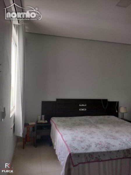 Casa à venda com 3 quartos, 60m² - Foto 5