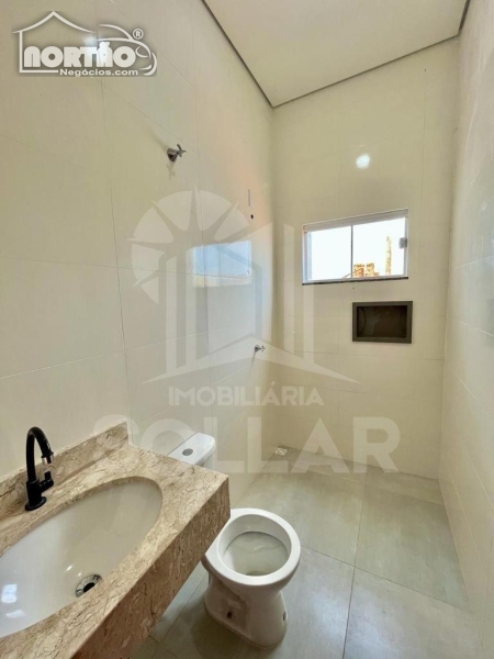 Casa à venda com 4 quartos, 75m² - Foto 5