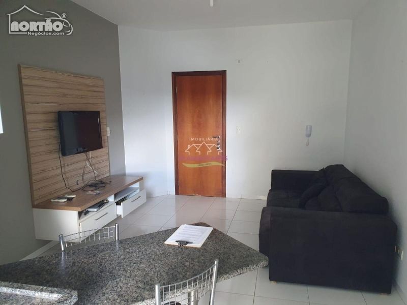 Casa à venda com 2 quartos, 11m² - Foto 4