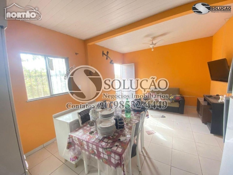 Casa à venda com 3 quartos, 53m² - Foto 2