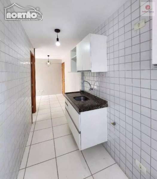 Casa à venda com 2 quartos, 30m² - Foto 6