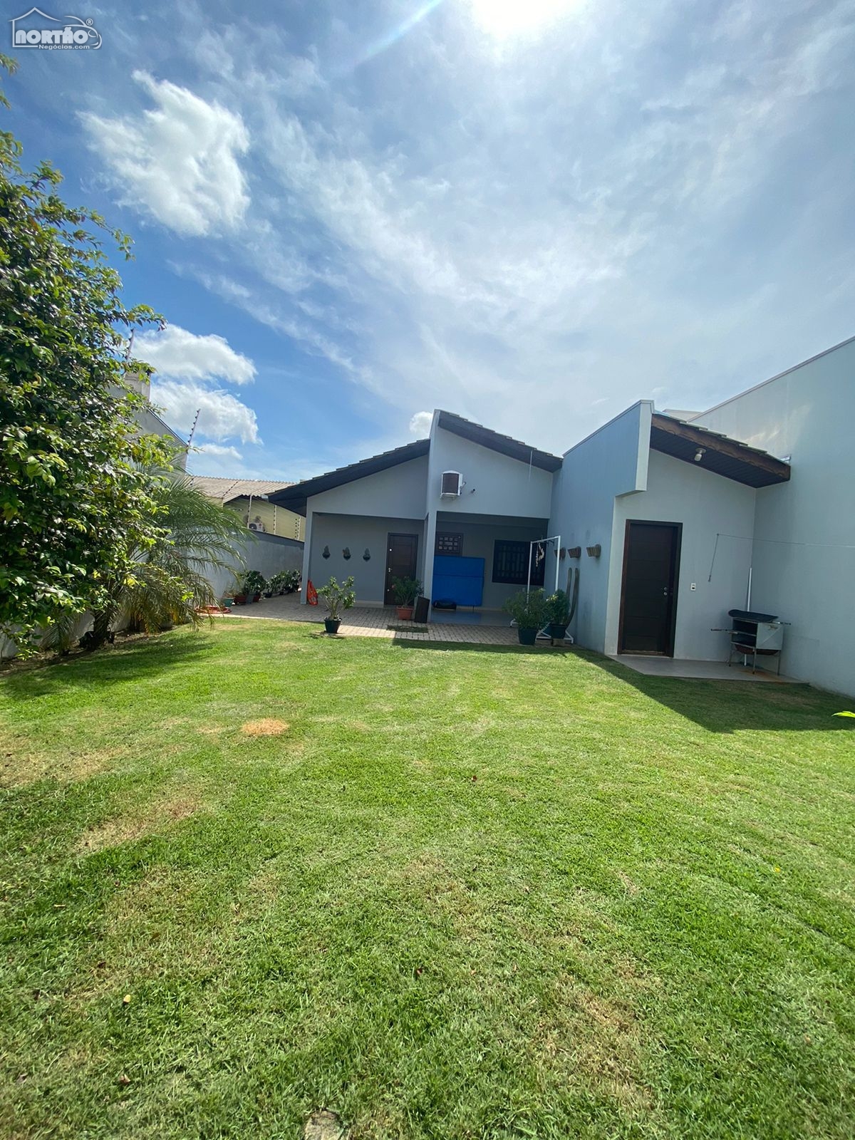 Casa à venda com 4 quartos, 120m² - Foto 9