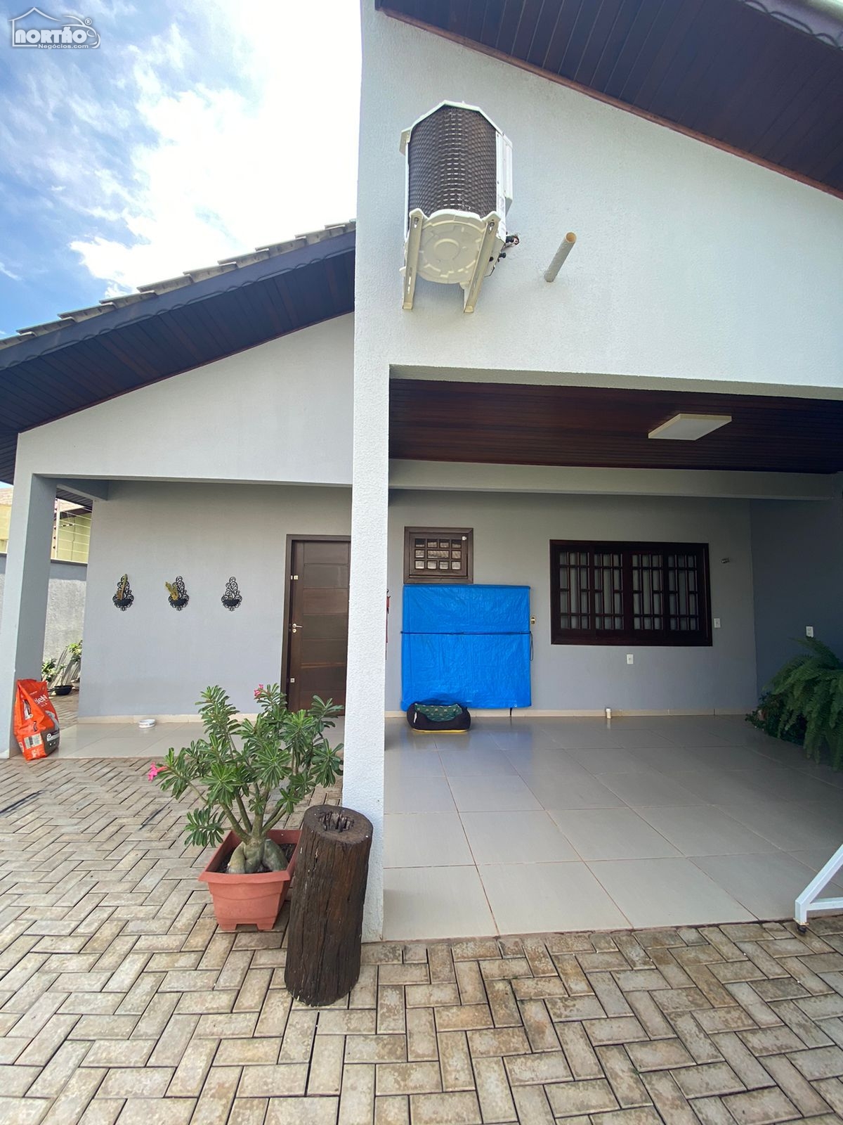 Casa à venda com 4 quartos, 120m² - Foto 15