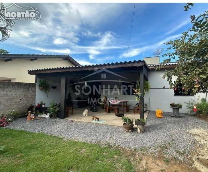 CASA A VENDA NO MARIA VINDILINA 3 EM SINOP/MT