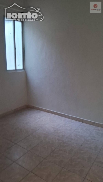 Casa à venda com 5 quartos, 130m² - Foto 3