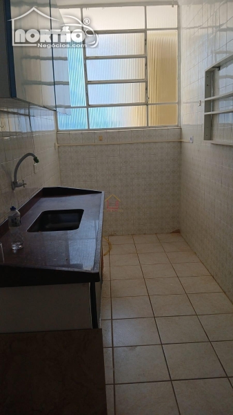 Casa à venda com 3 quartos, 70m² - Foto 5