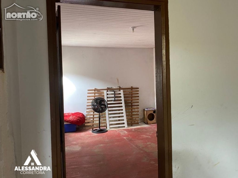 Casa à venda com 4 quartos, 90m² - Foto 10