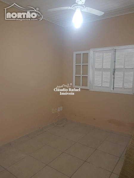 Casa à venda com 5 quartos, 124m² - Foto 10