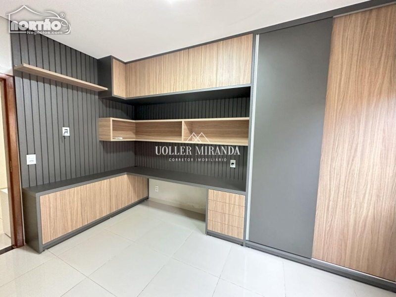 Casa à venda com 4 quartos, 152m² - Foto 10