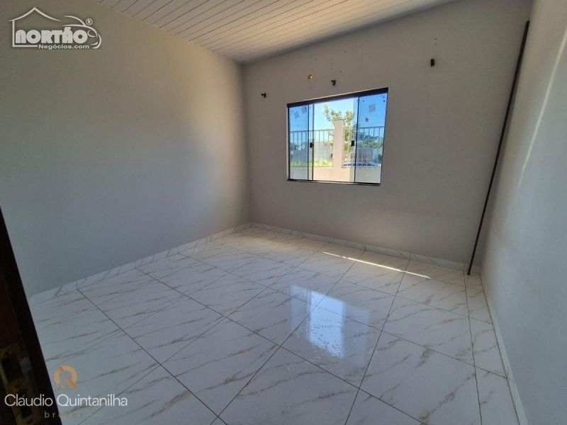 Casa à venda com 4 quartos, 140m² - Foto 6