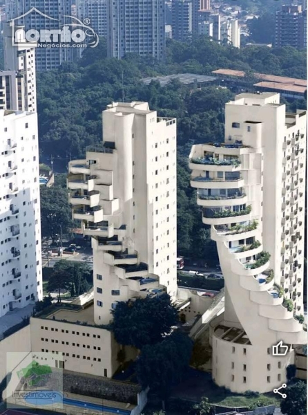 APARTAMENTO A VENDA NO MORUMBI EM SÃO PAULO/SP