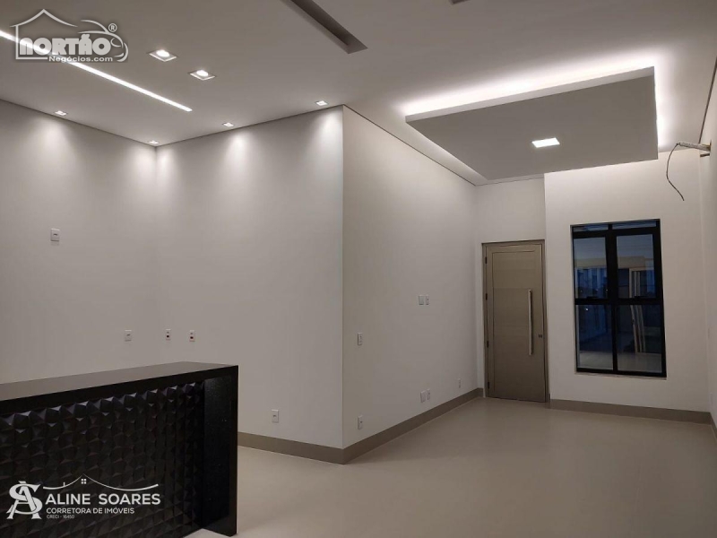 Casa à venda com 4 quartos, 187m² - Foto 7