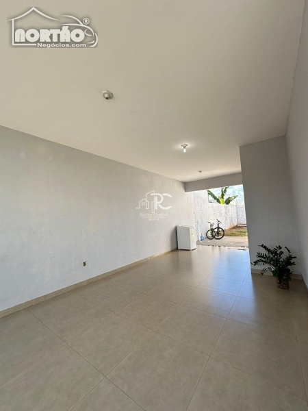 Casa à venda com 3 quartos, 120m² - Foto 10