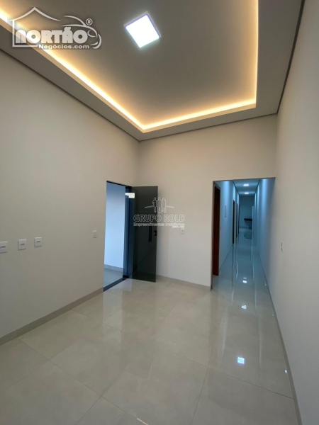 Casa à venda com 3 quartos, 103m² - Foto 6