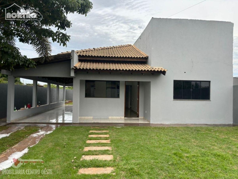 CASA a venda no LOTEAMENTO ALTO DA GLÓRIA em Sinop/MT