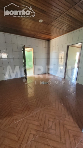 Casa à venda com 4 quartos, 180m² - Foto 6