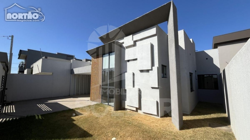 CASA A VENDA NO JARDIM CURITIBA EM SINOP/MT