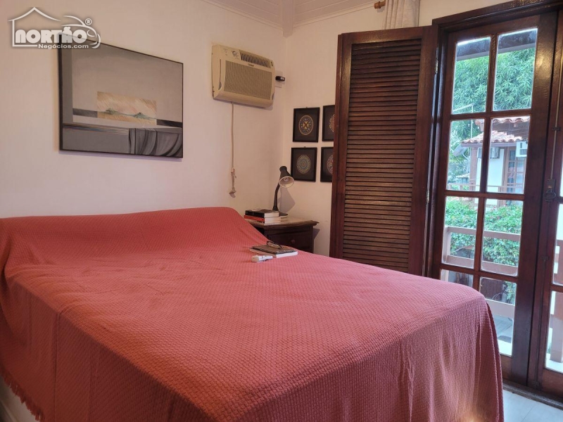 Casa à venda com 3 quartos, 65m² - Foto 5