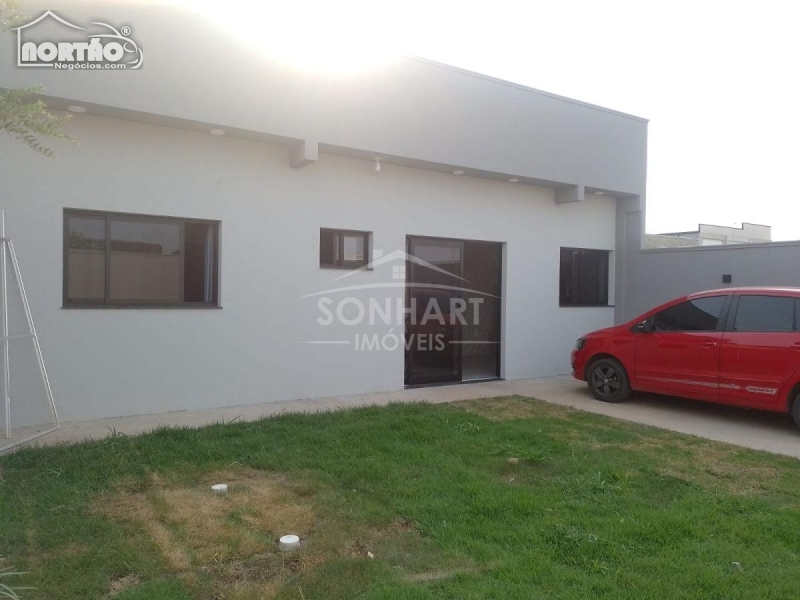 CASA a venda no RESIDENCIAL BURITIS em Sinop/MT