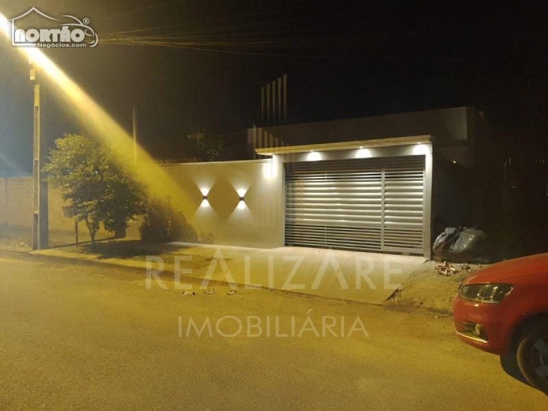 CASA a venda no RESIDENCIAL BURITIS em Sinop/MT