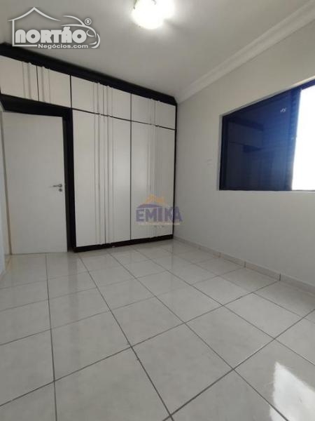 Casa à venda com 3 quartos, 116m² - Foto 9