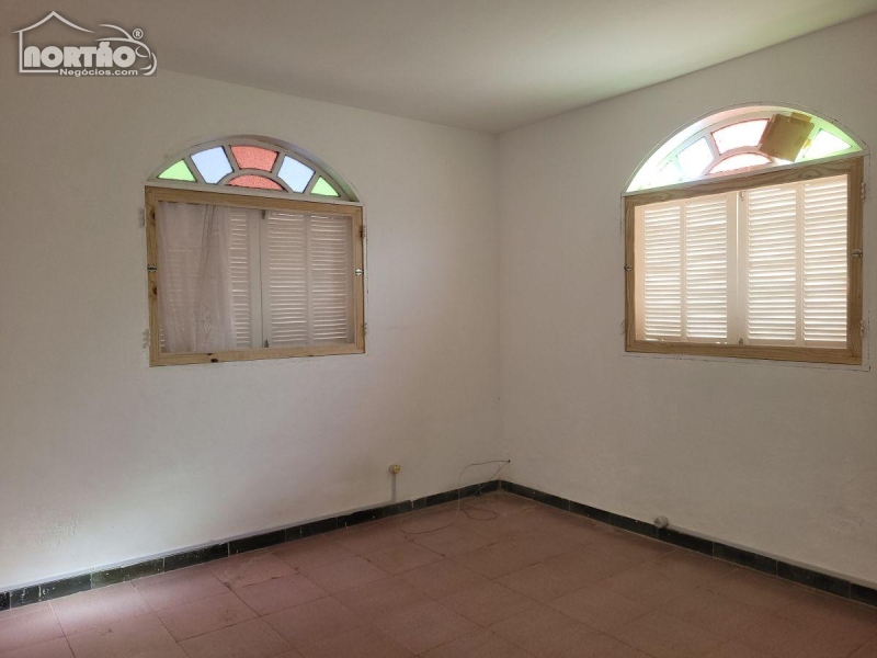 Casa à venda com 3 quartos - Foto 8