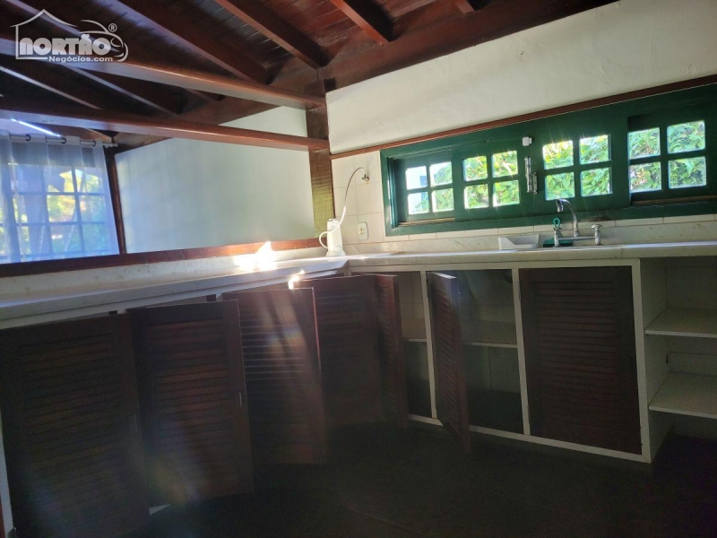 Casa à venda com 2 quartos, 200m² - Foto 10