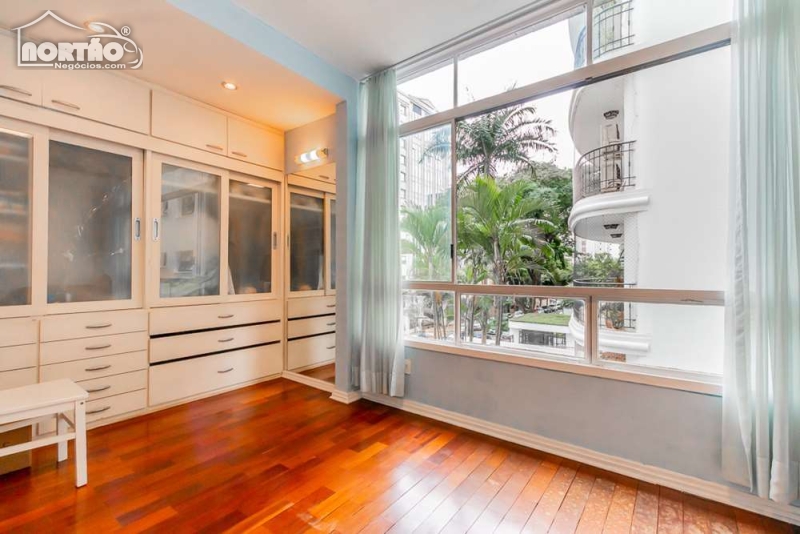 APARTAMENTO A VENDA NO HIGIENÓPOLIS EM SÃO PAULO/SP