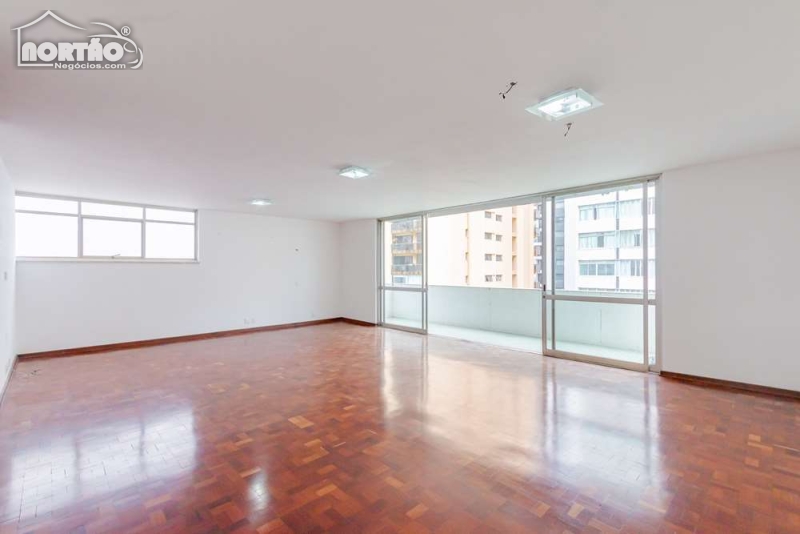 Apartamento a venda no SANTA CECÍLIA em São Paulo/SP