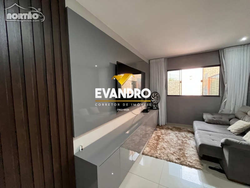 APARTAMENTO A VENDA NO JARDIM IMPERIAL EM CUIABÁ/MT