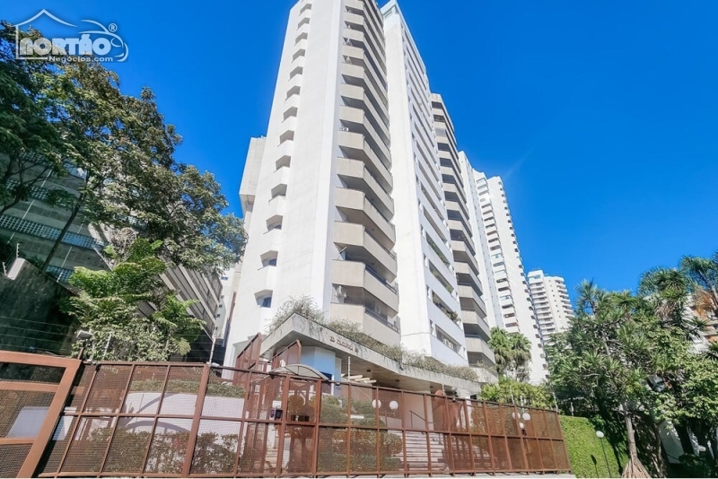 APARTAMENTO A VENDA NO HIGIENÓPOLIS EM SÃO PAULO/SP