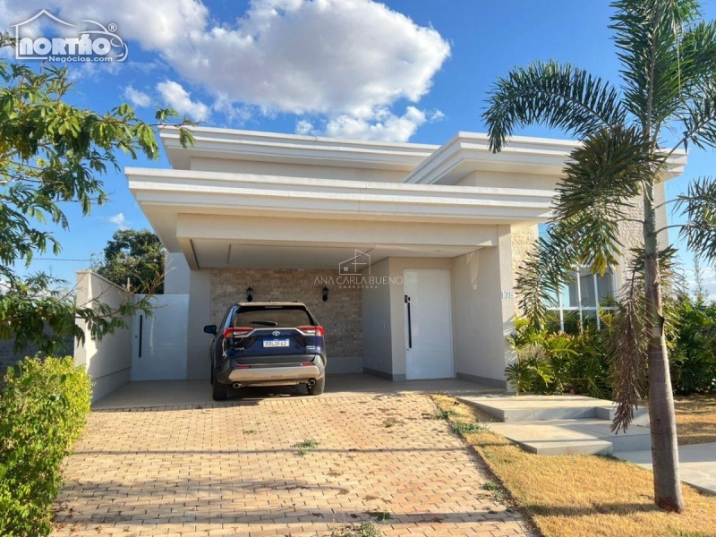 CASA para locação no ALAMEDA DAS CORES em Sinop/MT