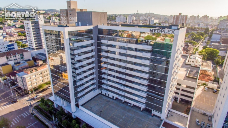 Sala comercial a venda no SANTANA em Porto Alegre/RS