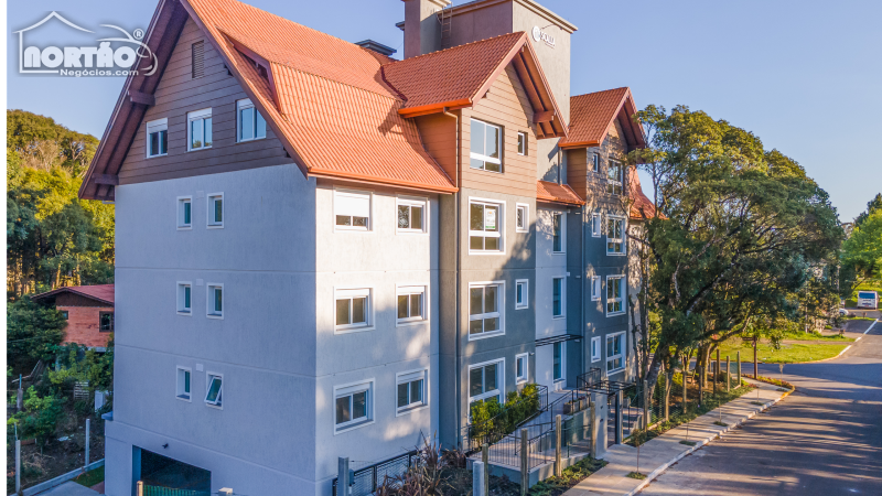 APARTAMENTO A VENDA NO CARNIEL EM GRAMADO/RS