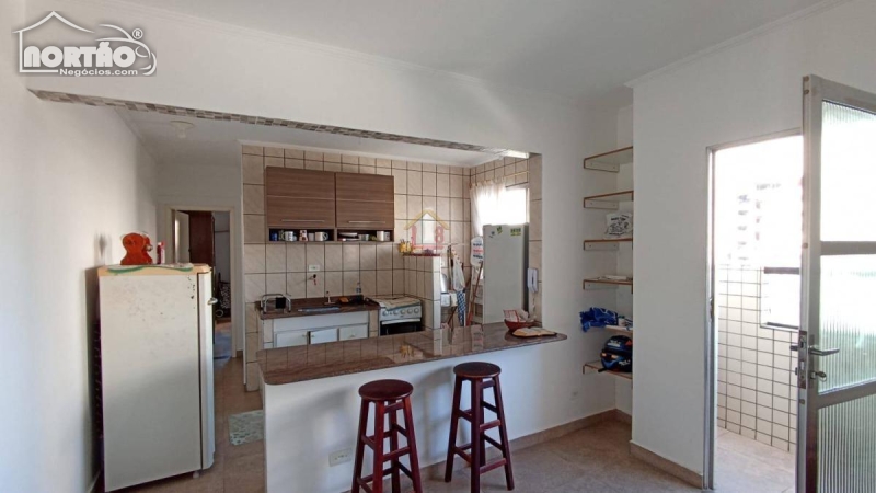 APARTAMENTO A VENDA NO GUILHERMINA EM PRAIA GRANDE/SP