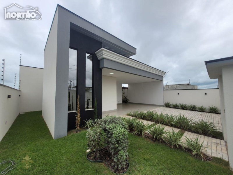 CASA A VENDA NO RESIDENCIAL PARIS - SINOP MT EM SINOP/MT