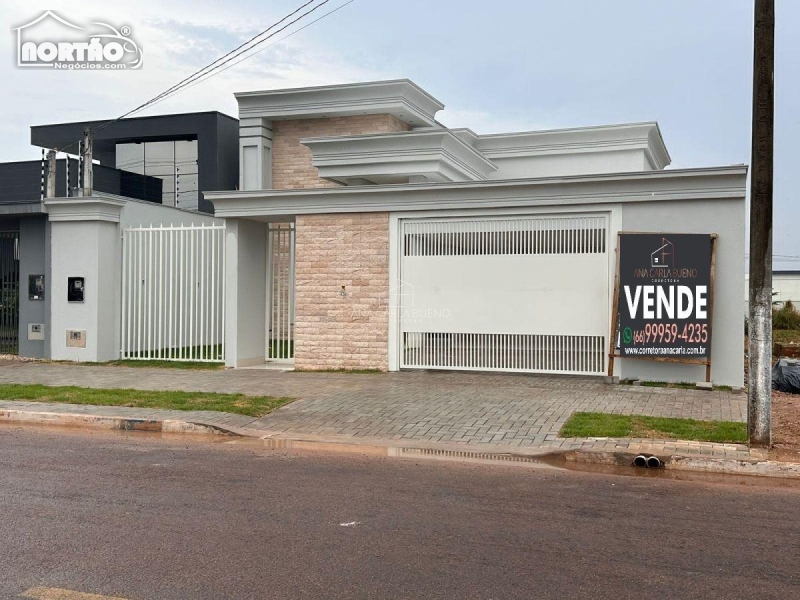 CASA a venda no RESIDENCIAL PARIS em Sinop/MT