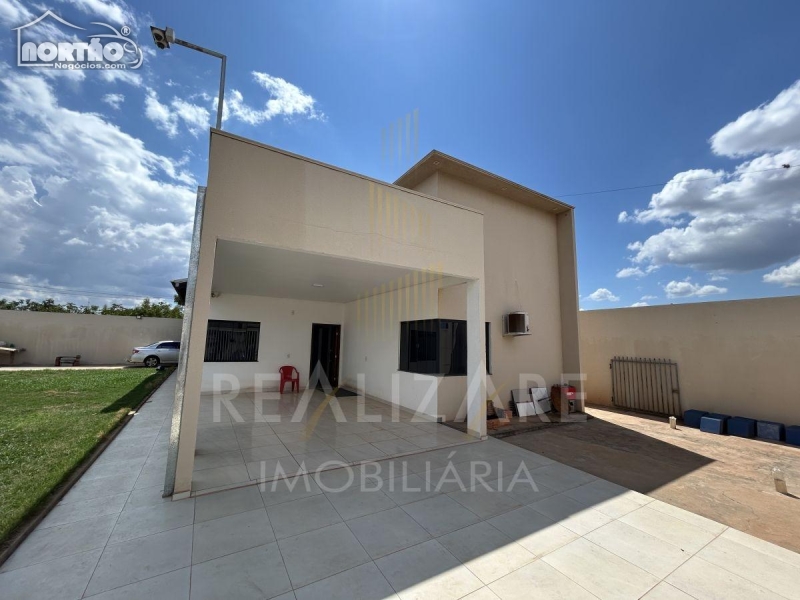 CASA a venda no RESIDENCIAL JOSÉ ADRIANO LEITÃO em Sinop/MT