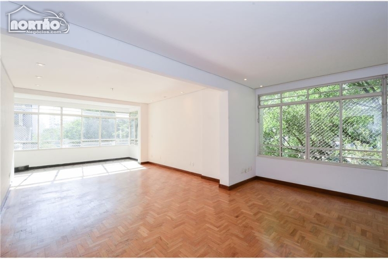 Apartamento a venda no CERQUEIRA CÉSAR em São Paulo/SP