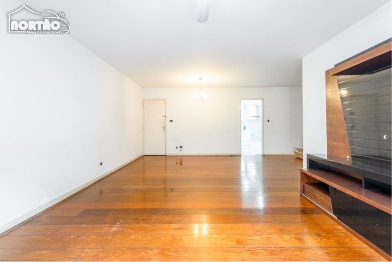 APARTAMENTO A VENDA NO SANTA CECÍLIA EM SÃO PAULO/SP